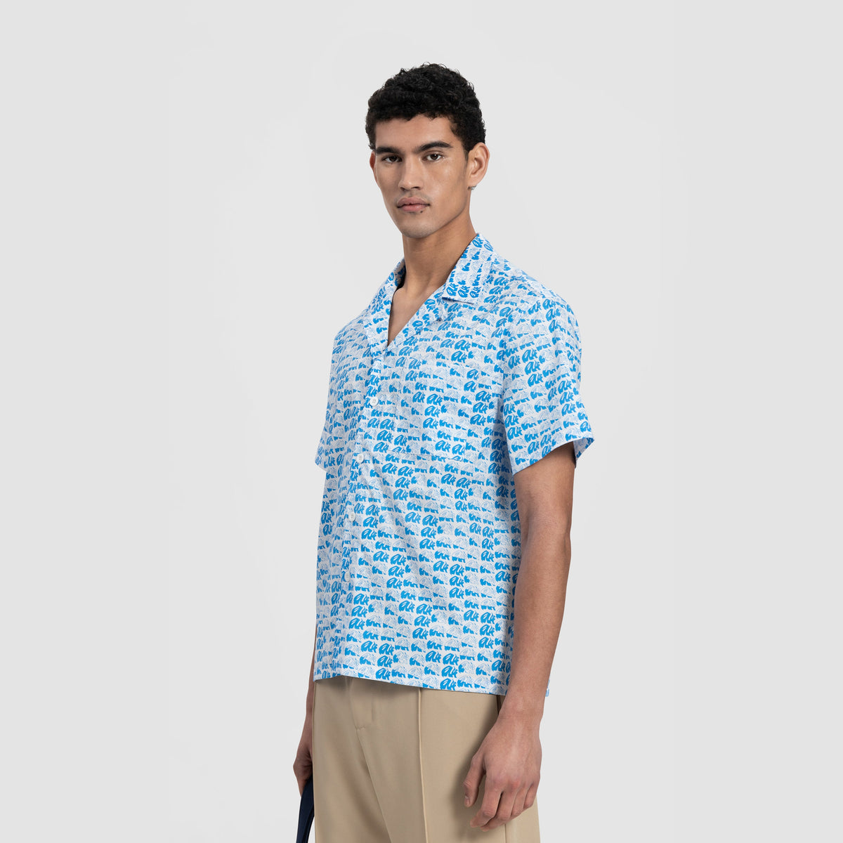 OLAF AOP BLUR SS SHIRT | AZURE BLUE