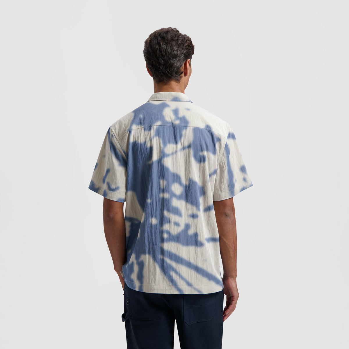 ABSTRACT DANDELION SHIRT SS | CEMENT