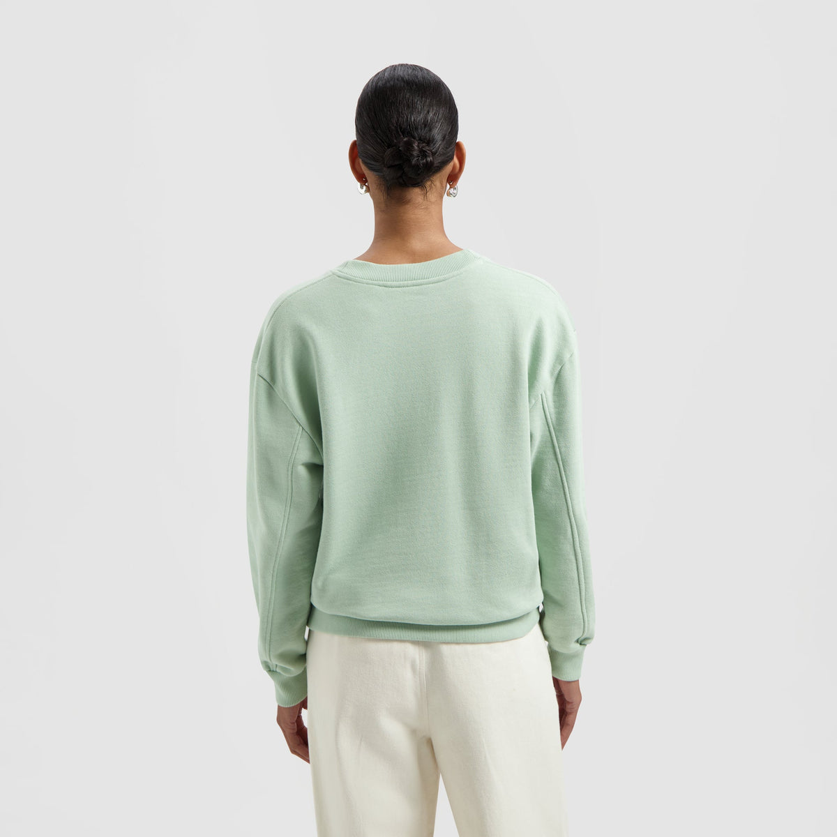 SIGNATURE LOGO CREWNECK | PALE GREEN