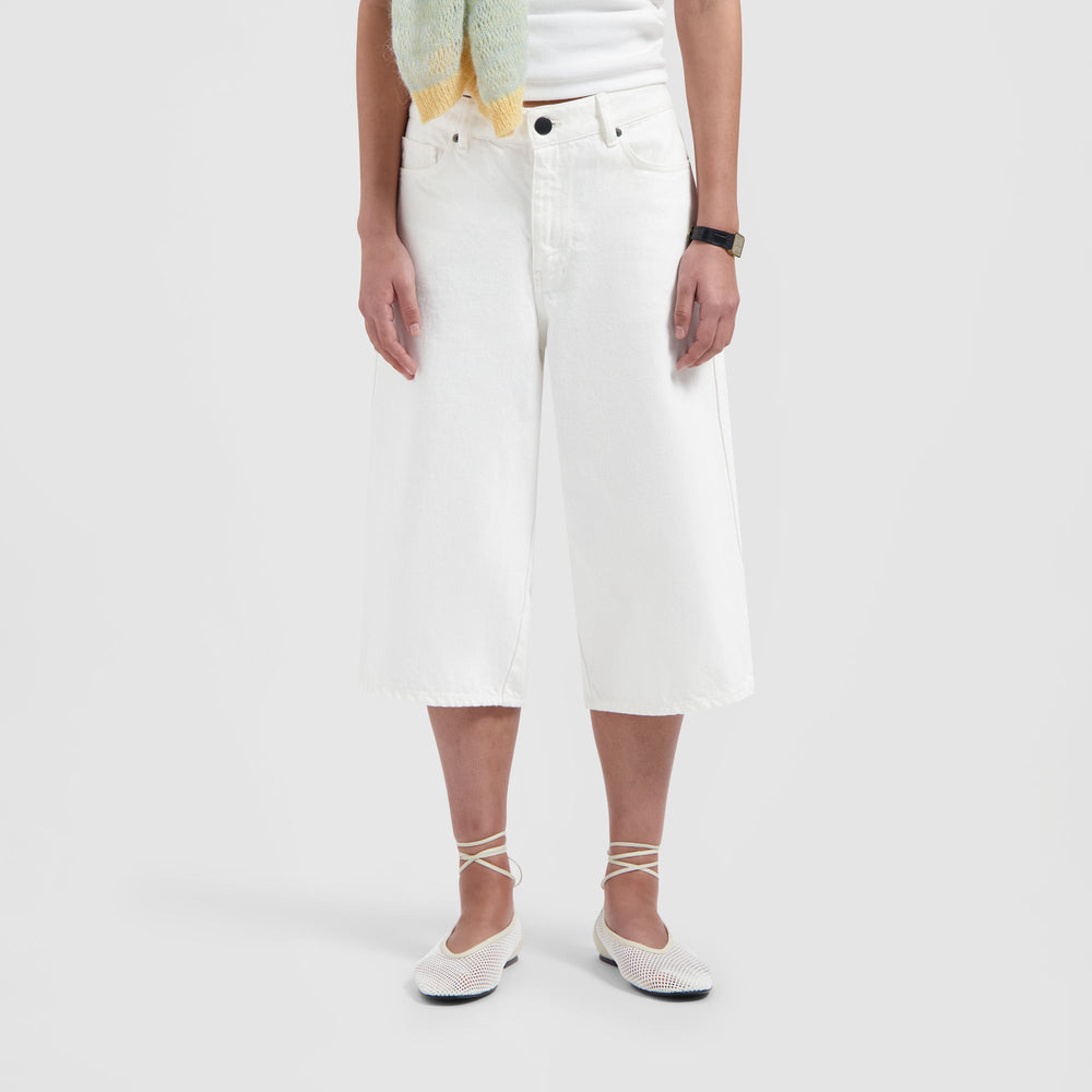 DENIM SHORTS | OFF WHITE