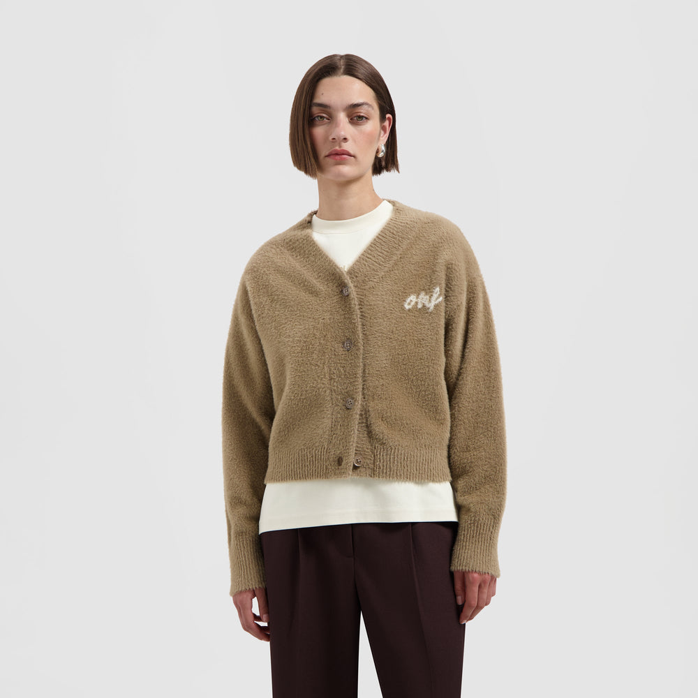 FLUFFY SCRIPT LOGO CARDIGAN | STARFISH