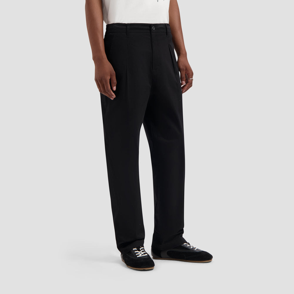 REGULAR PLEATED PANT | BLACK