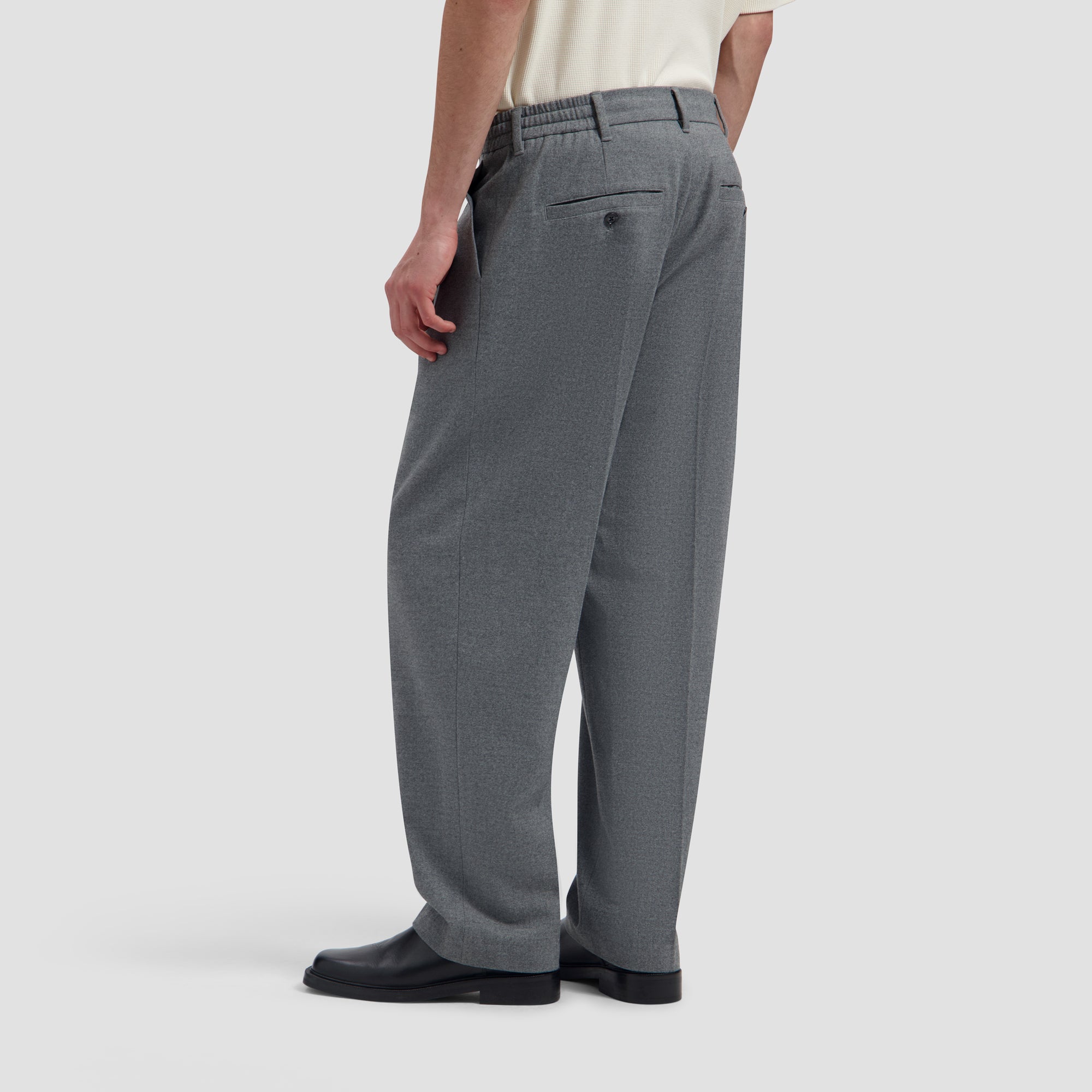 Regular Pleated Pant - Sharkskin